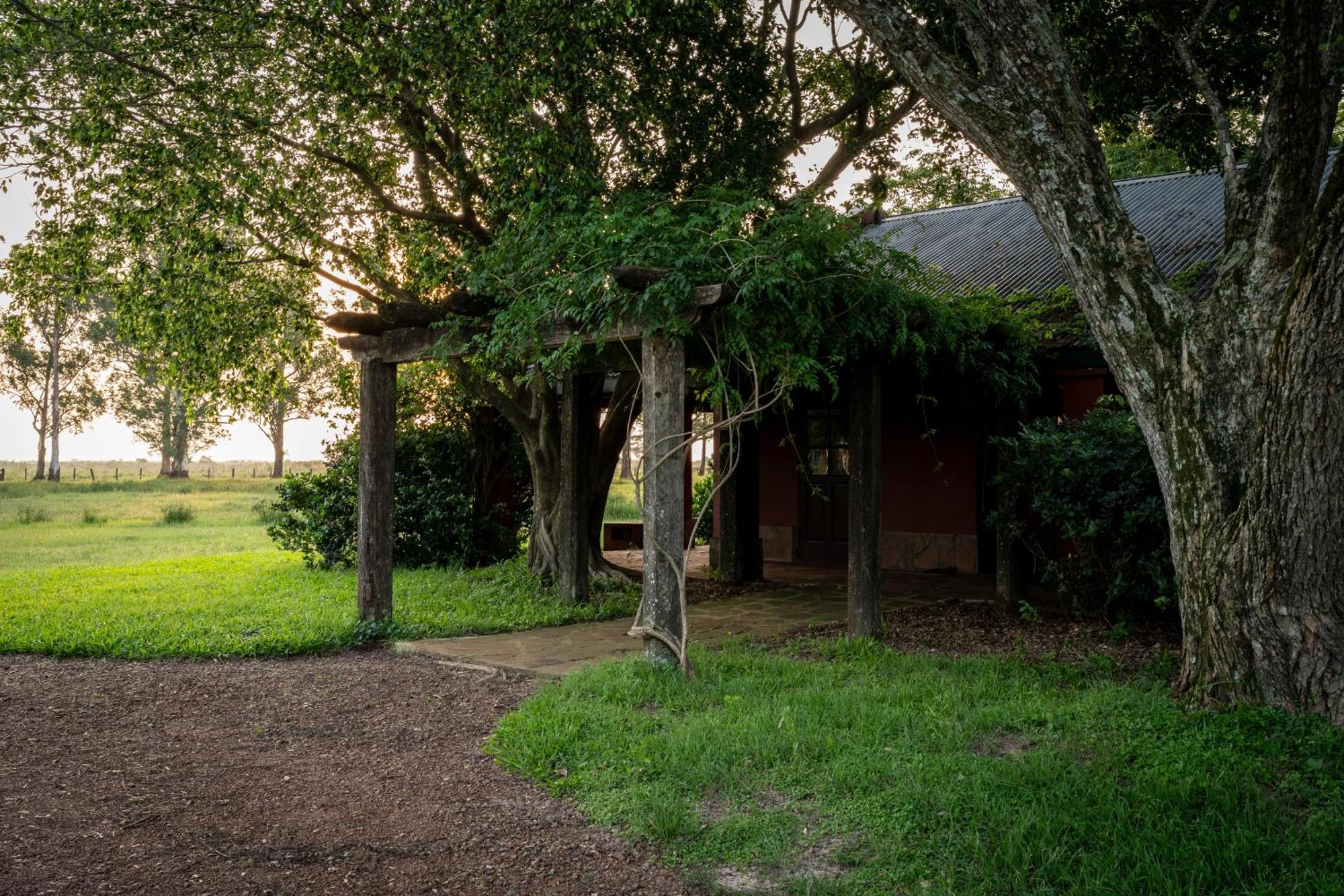 Estancia Ibera Colonia Carlos Pellegrini  Eksteriør billede